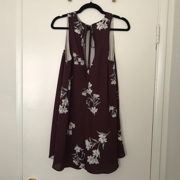 Floral Dress with Tie Back - Picture 3 of 4